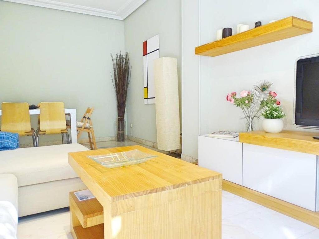 Beyourself By Sevillaluxurysuites Εξωτερικό φωτογραφία